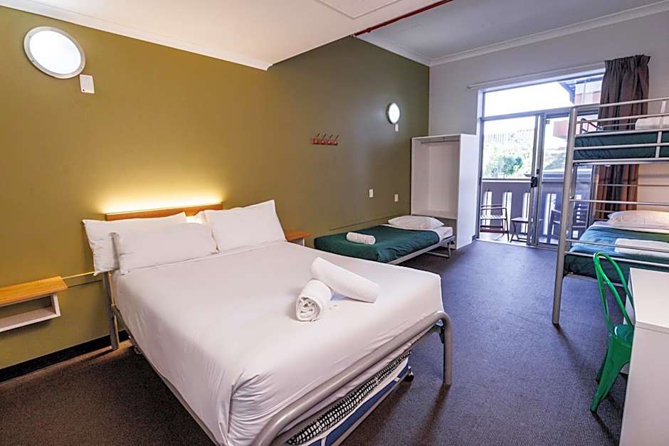 YHA Adelaide Central