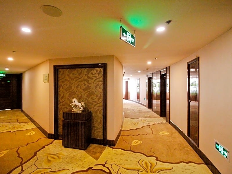 Greentree Eastern Huainan Guangchang Road Hotel