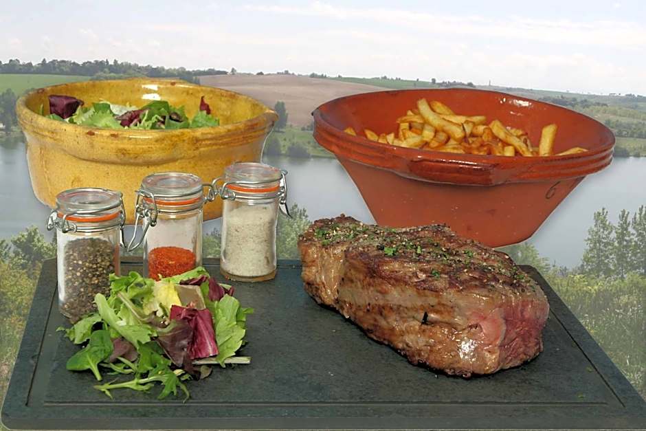 Logis Hôtel - Auberge du Pastel - Hôtel 3 étoiles et Restaurant