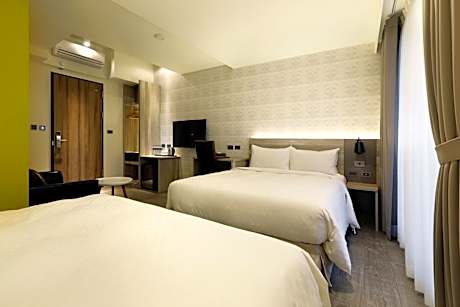 Quadruple Room with Bath