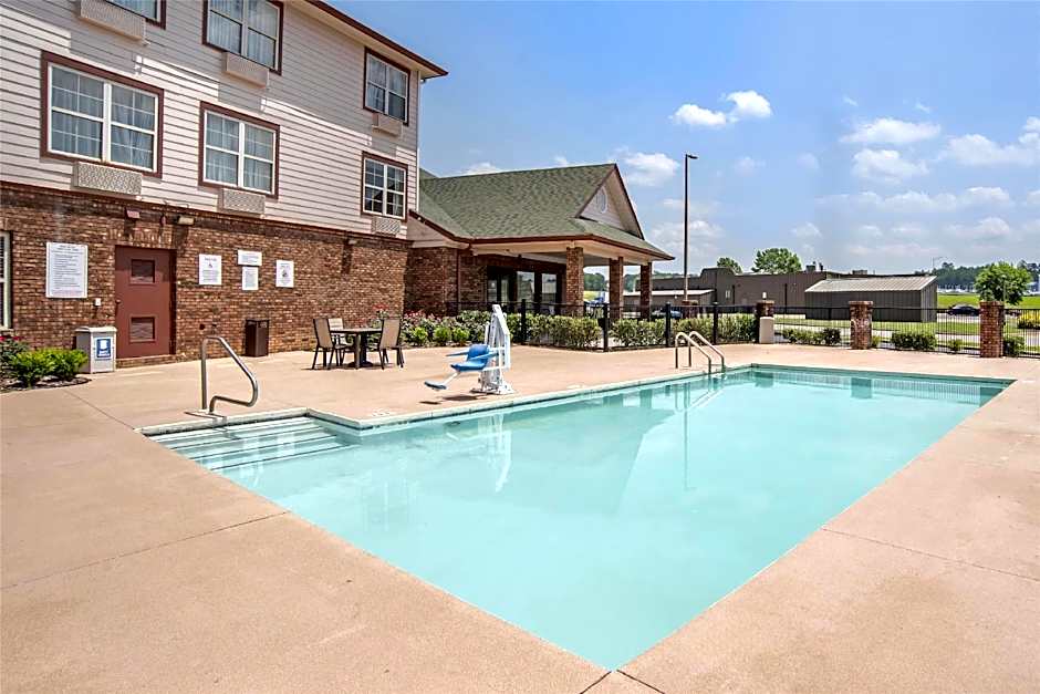 Best Western Plus Bessemer Hotel & Suites