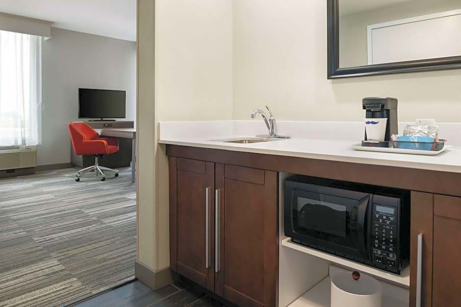 Hampton Inn By Hilton Champaign Southwest, IL