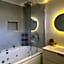 marla suite