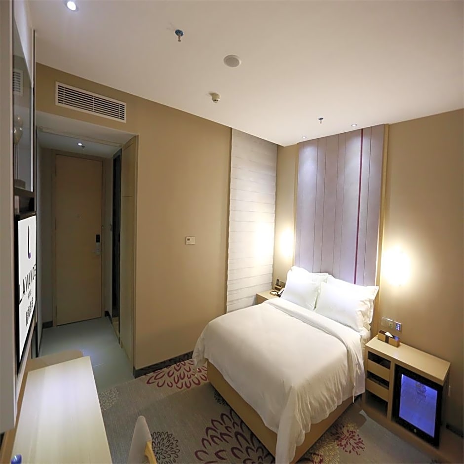 Lavande Hotel Heyuan Avenue Asia's first fountain