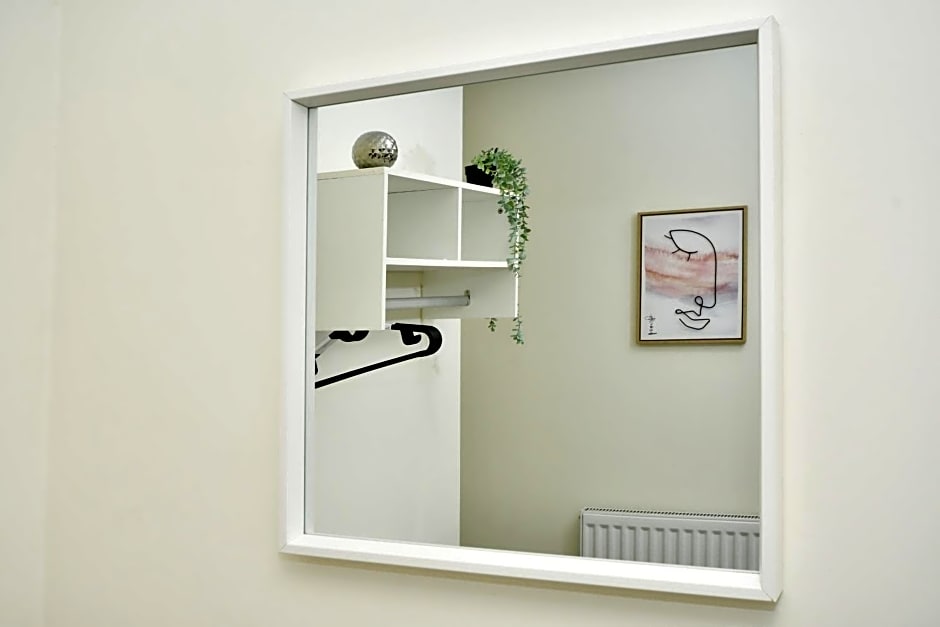 Townhouse @ Hall O Shaw Street Crewe