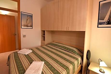 One-Bedroom Apartment (2 Adults)