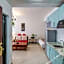 She Hehe Service Apartment (Guangzhou Weinan University  Subway Station)
