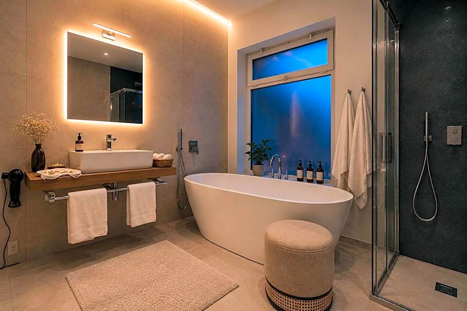 Syraka Design Rooms & Suites
