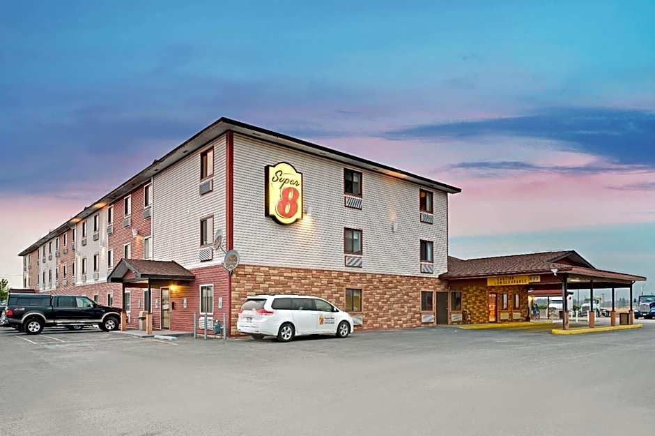 Super 8 by Wyndham Spokane/West
