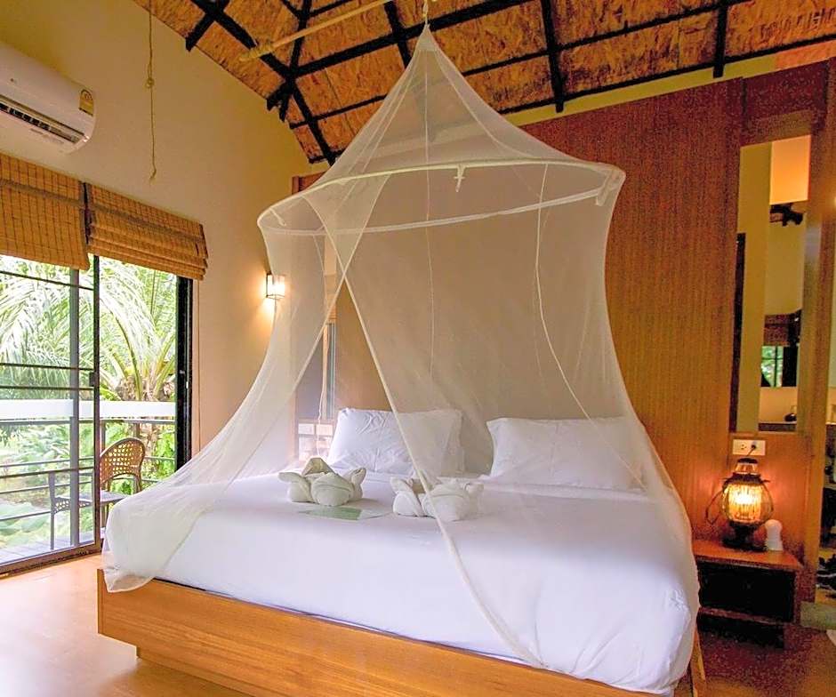 Anurak Community Lodge