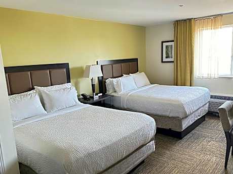 Studio Queen Suite with Two Queen Beds - Communications Accessible