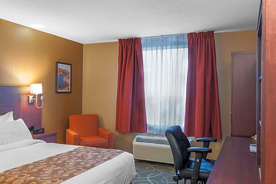 Quality Hotel & Suites Gander
