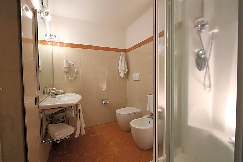 Grande Albergo Maugeri