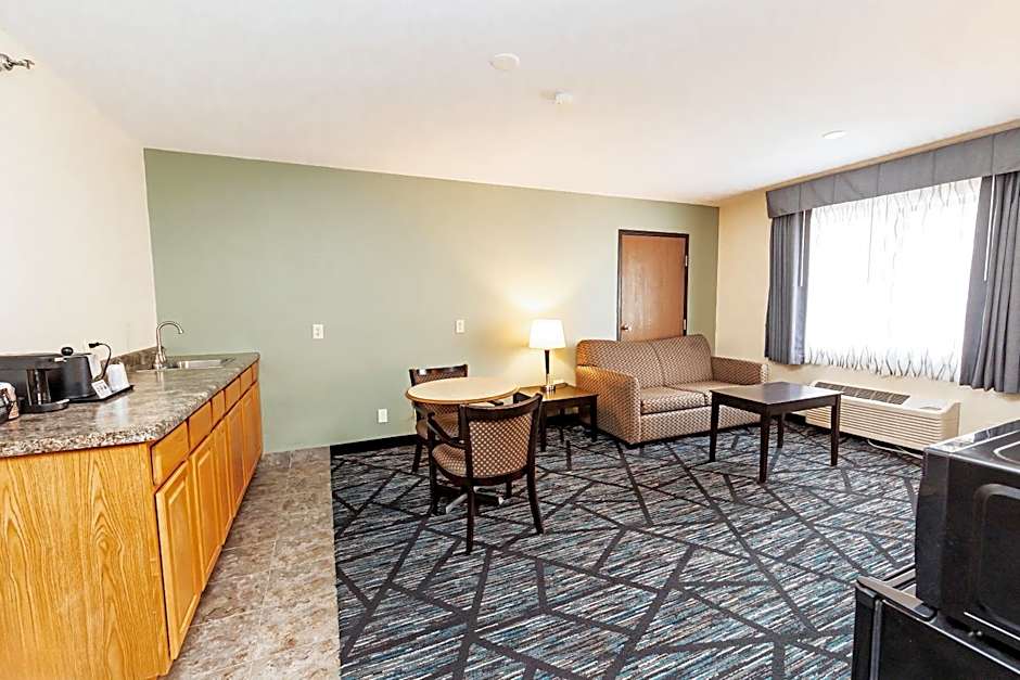 Quality Inn & Suites Marinette