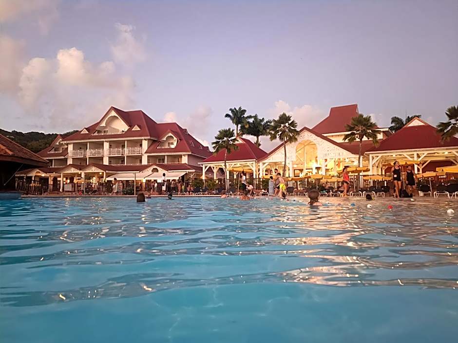AppartMadinina 27 Sainte Luce 4-6 personnes vue mer