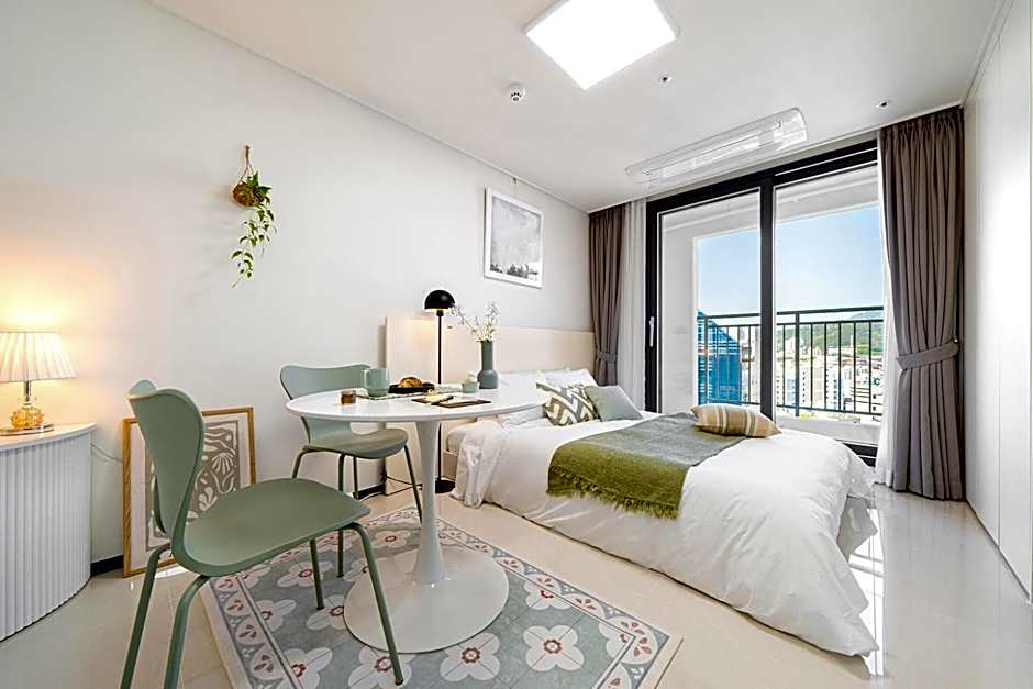 Urbanstay Busan Cityhall