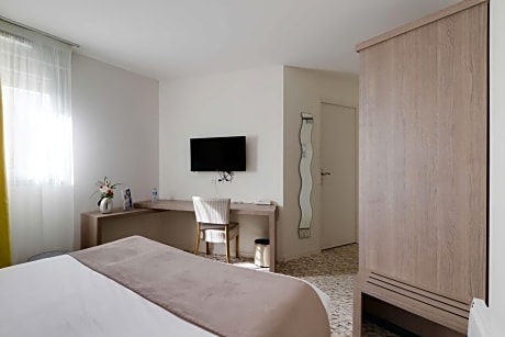 Brit Hotel Alghotel
