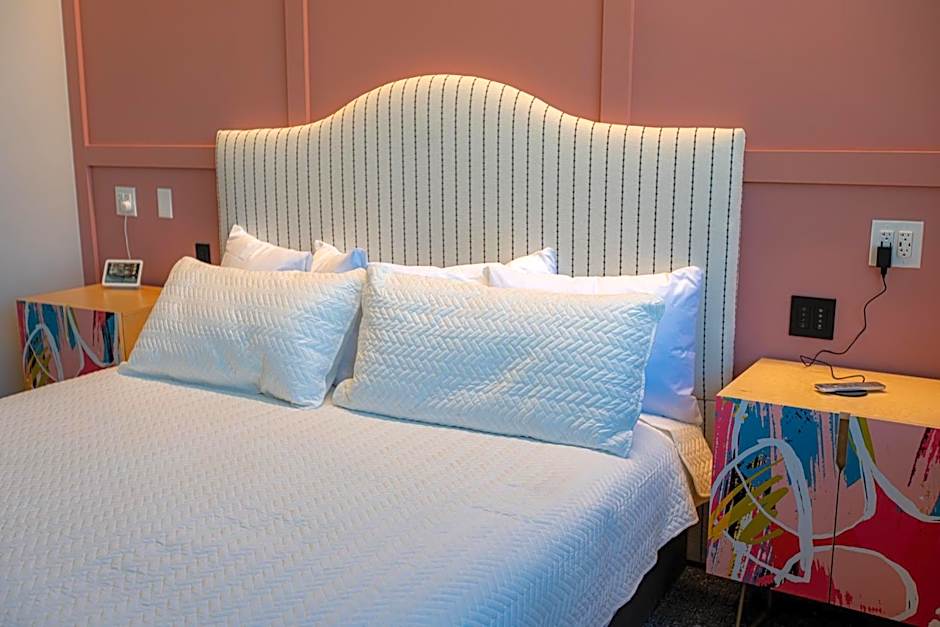 The Schoolhouse Hotel, Trademark Collection by Wyndham – White Sulphur Springs, WV