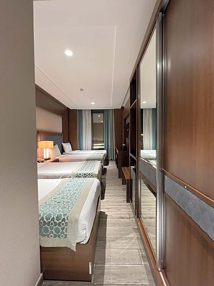 Violet Al Shisha Hotel