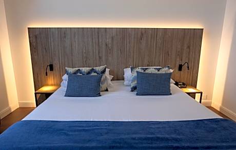 Classic Quadruple Room