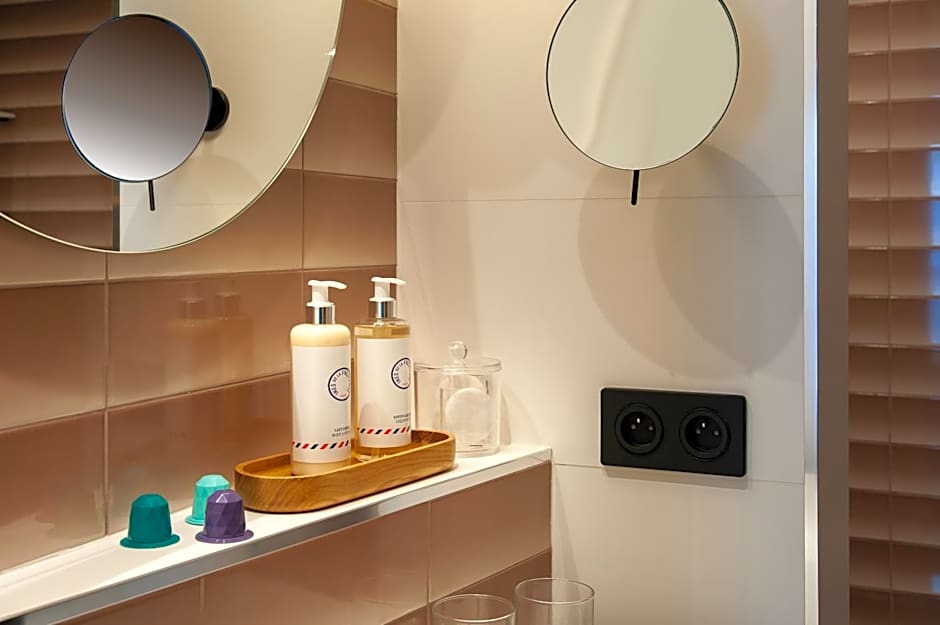 Hotel Amoi Paris