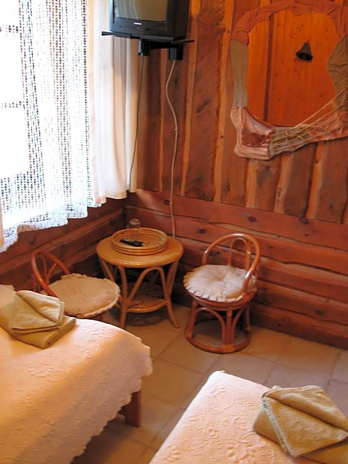 Photo 1 of 11 of Quadruple Room