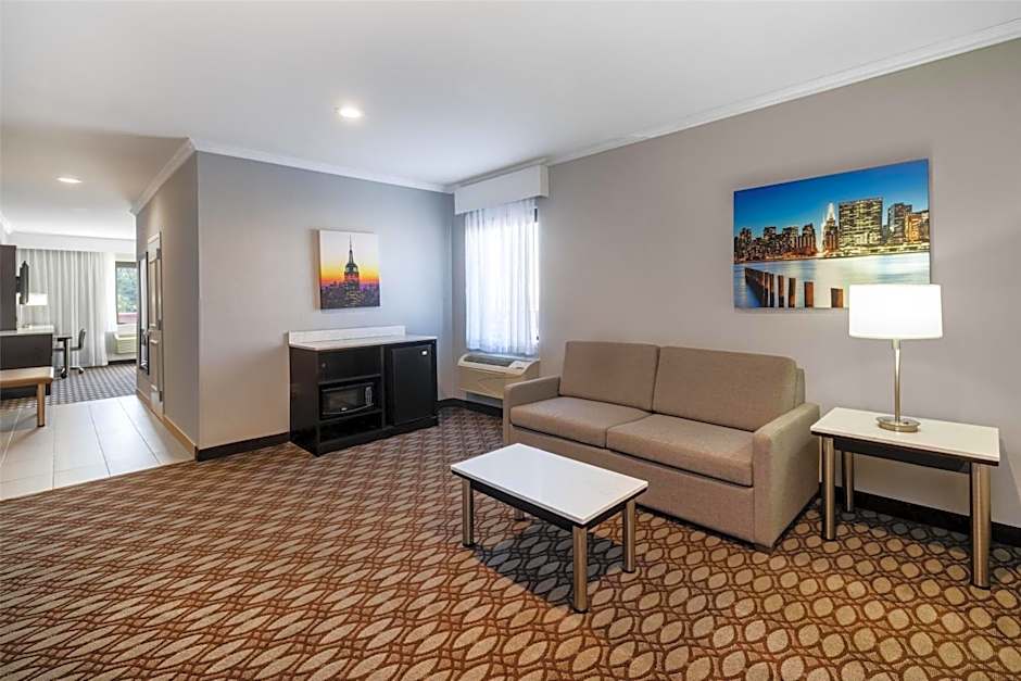 Best Western Premier NYC Gateway Hotel