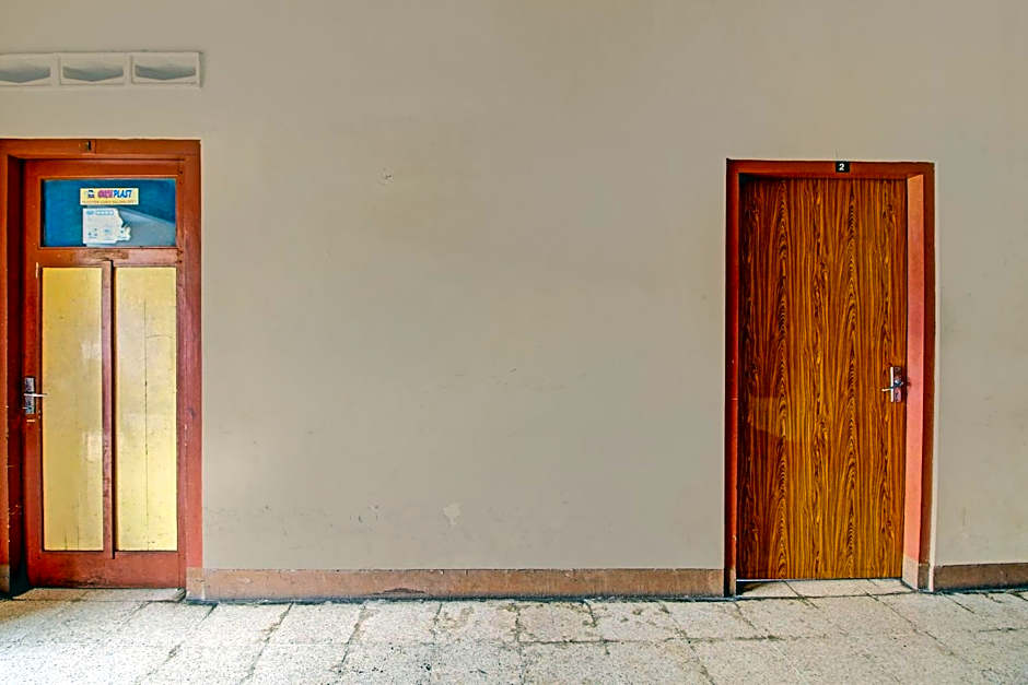 SPOT ON 92763 Hotel Melati Sukoasih