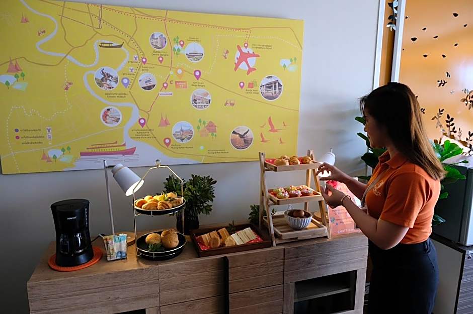 Fullroom 77 Srinakarin