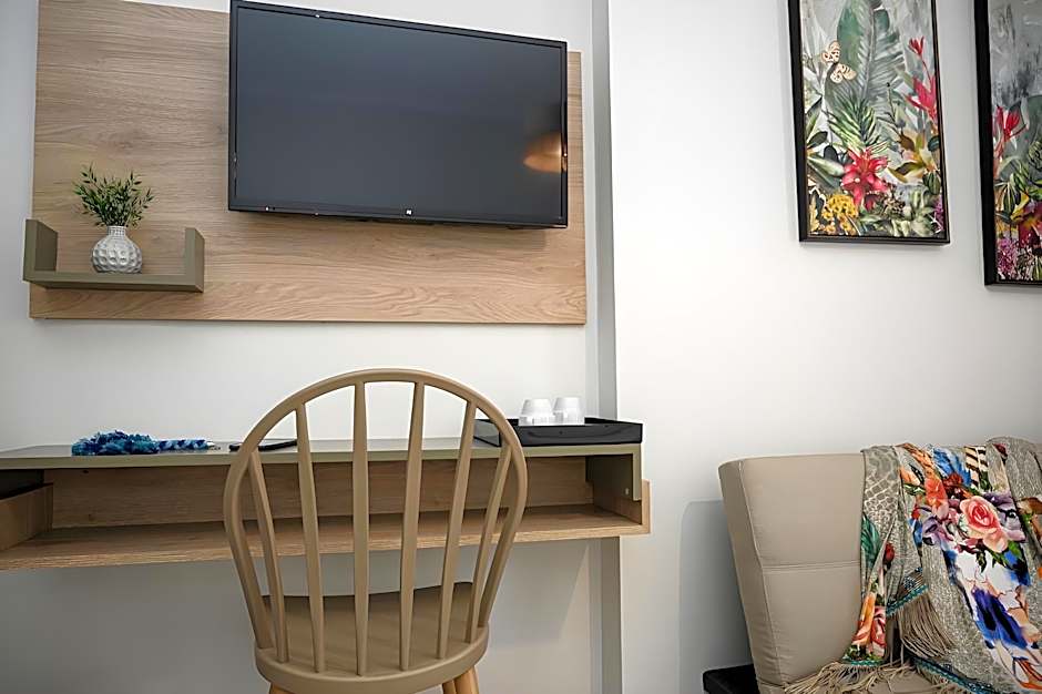 Parthenon Art executive wing