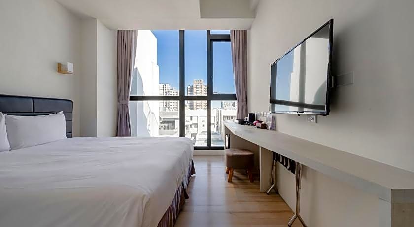 CHECK inn Express Taichung Fuxing