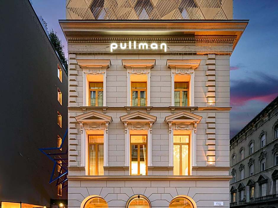 Pullman Budapest