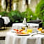 Three Crowns Hotel