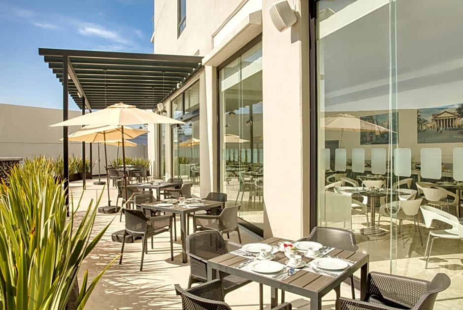 Fiesta Inn Guadalajara Aeropuerto