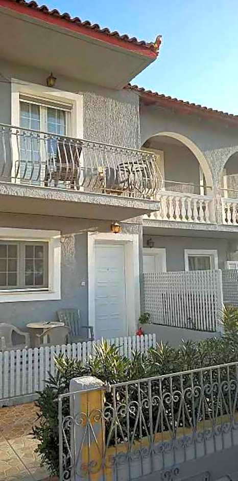 RESIDENTS IONIAN (BED AND BREAKFAST)