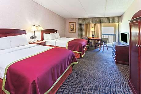 Double Room with Two Double Beds - Non-Smoking