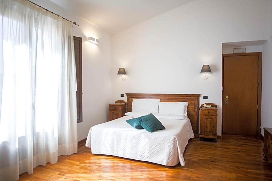 Hotel La Piazzetta