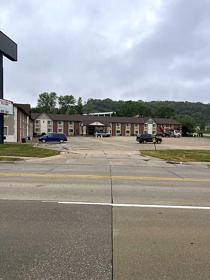 Quality Inn Council Bluffs I-80