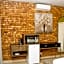 Mela Luxury Game Lodge