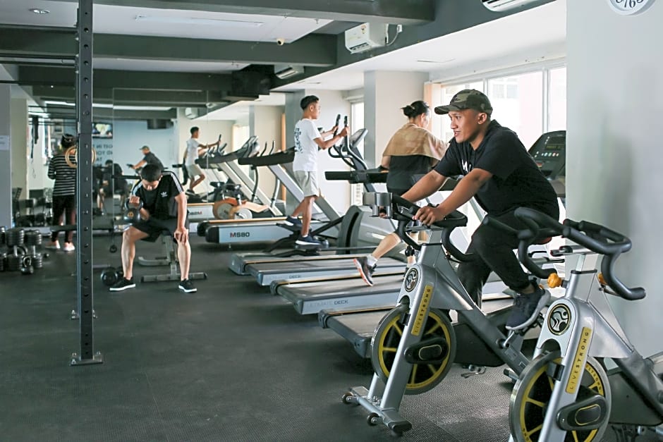 Gunawangsa Manyar Hotel