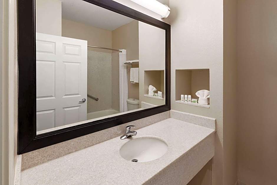 Baymont by Wyndham Houston TX