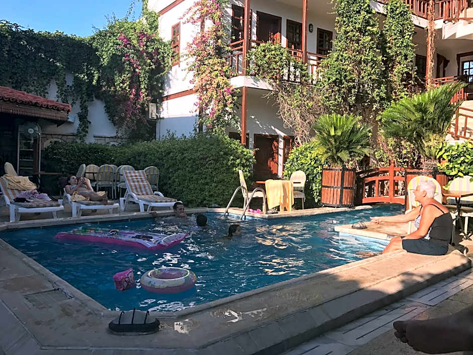 Hotel Karyatit Kaleici