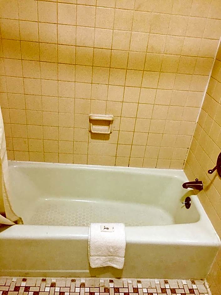 Ross Motel