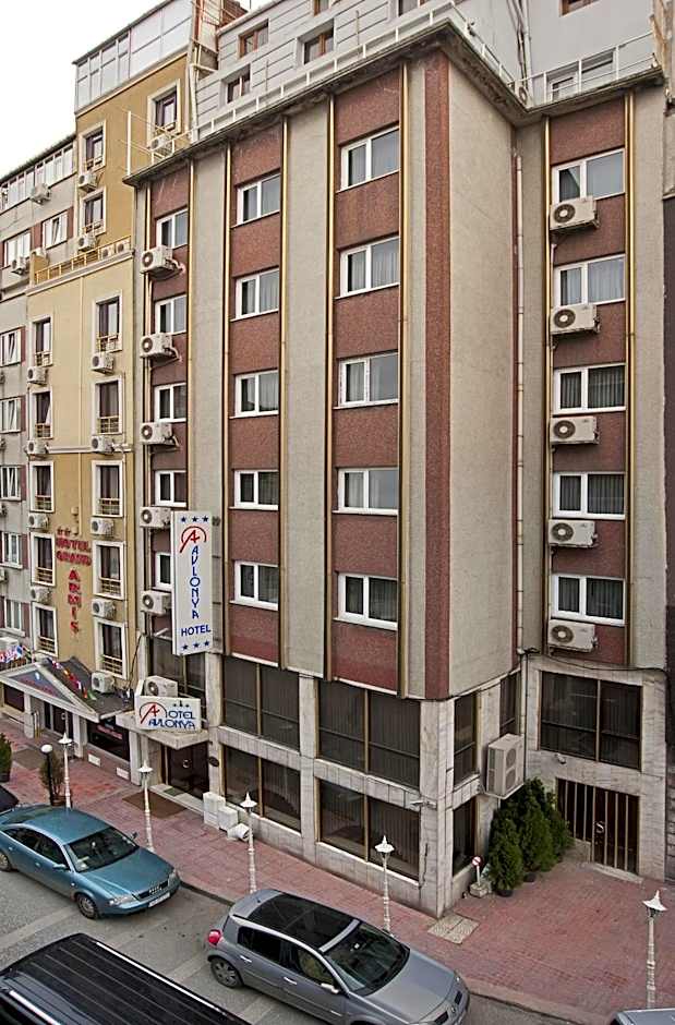 Photo 1 of 28 of Avlonya Hotel
