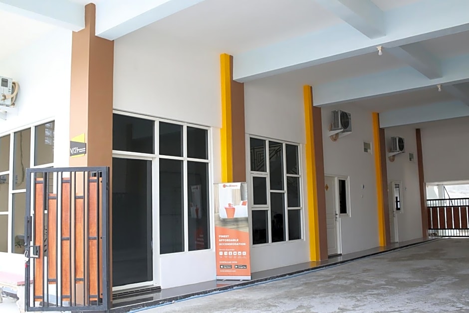 RedDoorz Syariah near Suncity Mall Madiun