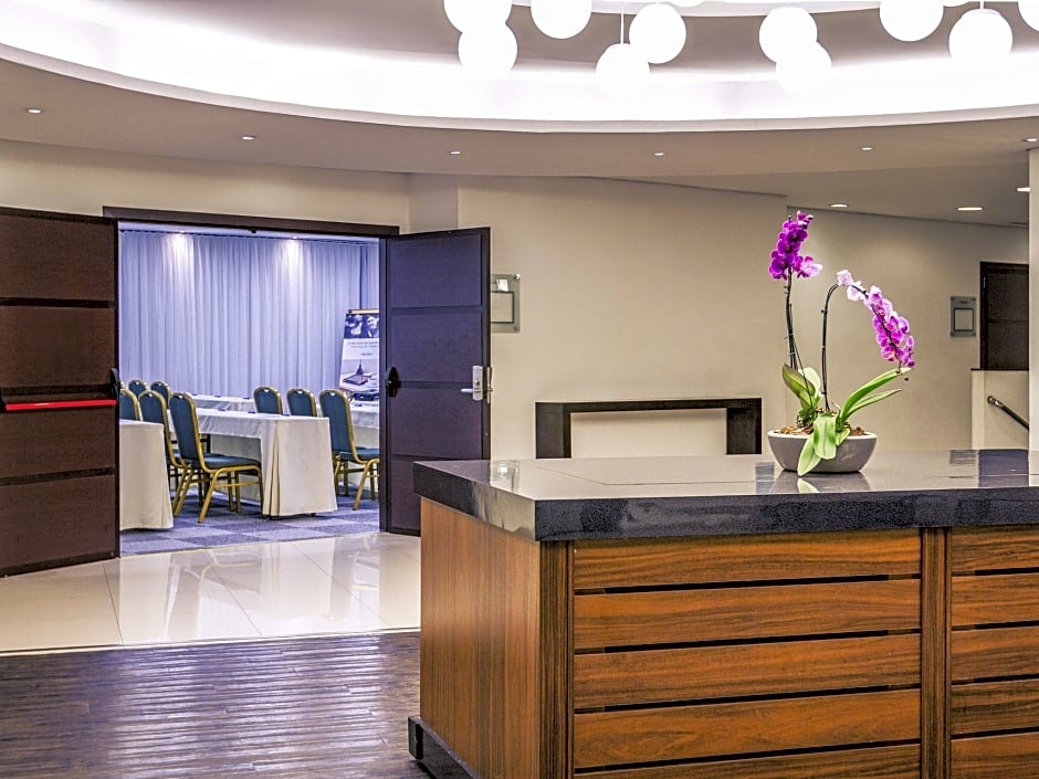 Mercure Santos Hotel