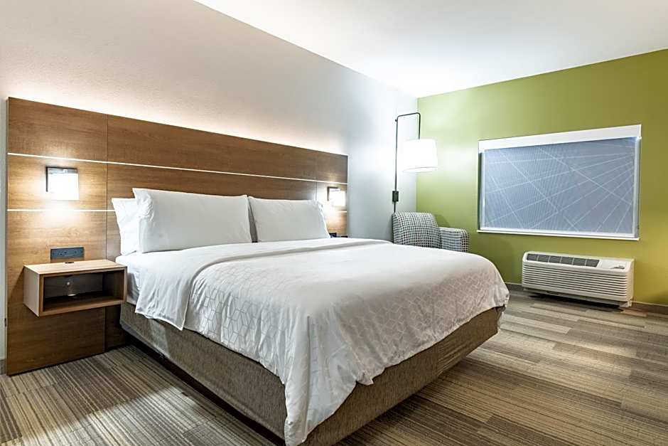 Holiday Inn Express And Suites Moundsville By IHG