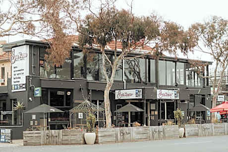 San Remo Hotel Motel