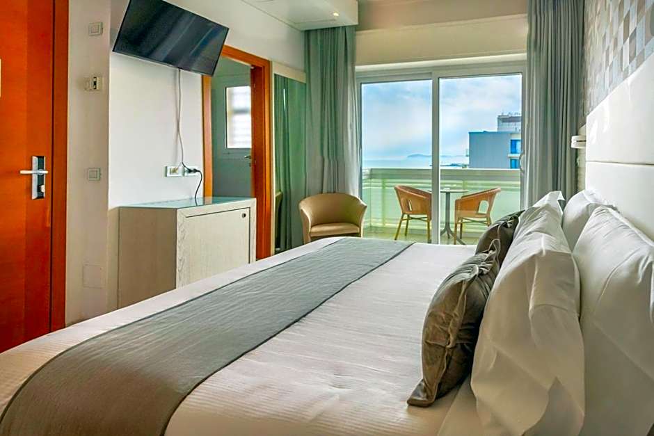 Club Hotel - Fronte Mare con Depandance adiacente