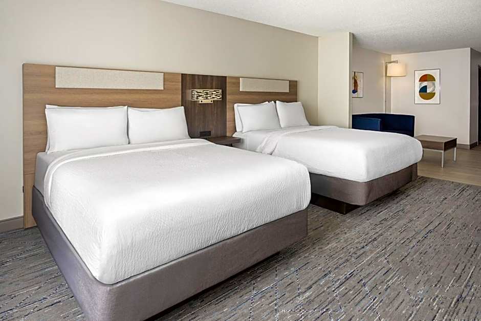Holiday Inn Express and Suites Meriden By IHG